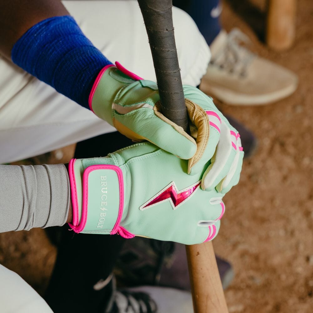 fernando-tatis-jr-signature-series-short-cuff-batting-gloves-mintpink-short-cuff-batting-gloves-samku-industries-inc-641733.jpg